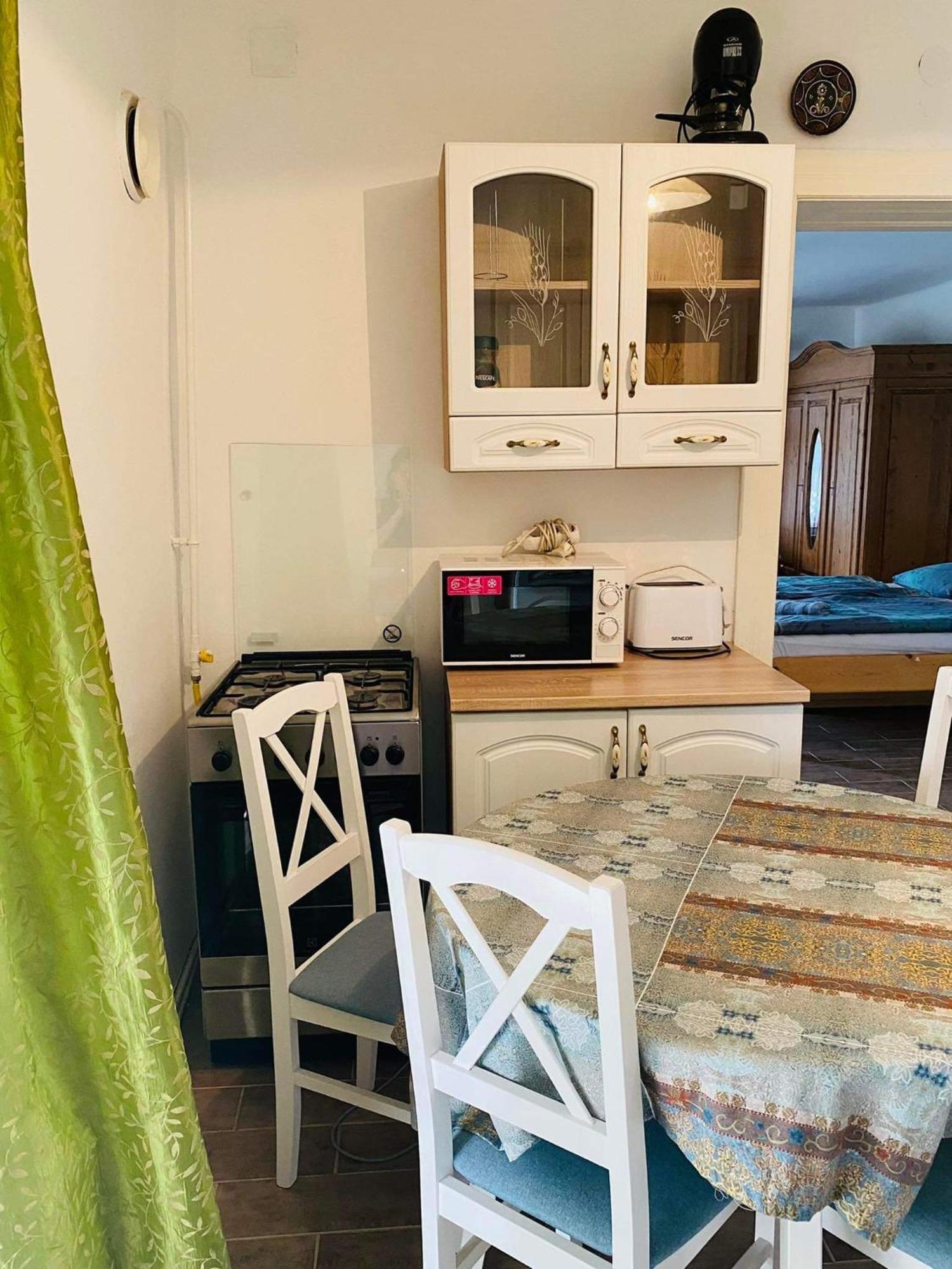 Kontyos Vendeghaz Apartment Felsotold ห้อง รูปภาพ